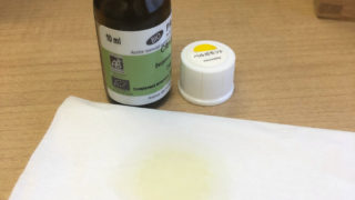 ベルガモット精油のシミ ベルガモット精油のシミ